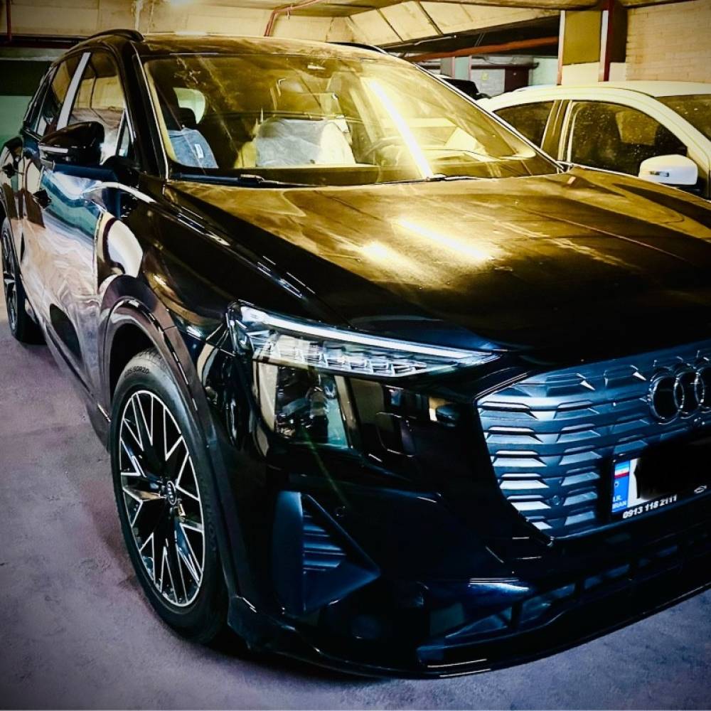 آئودی مدل Q5 e-tron 40 سال 2024  کارکرده