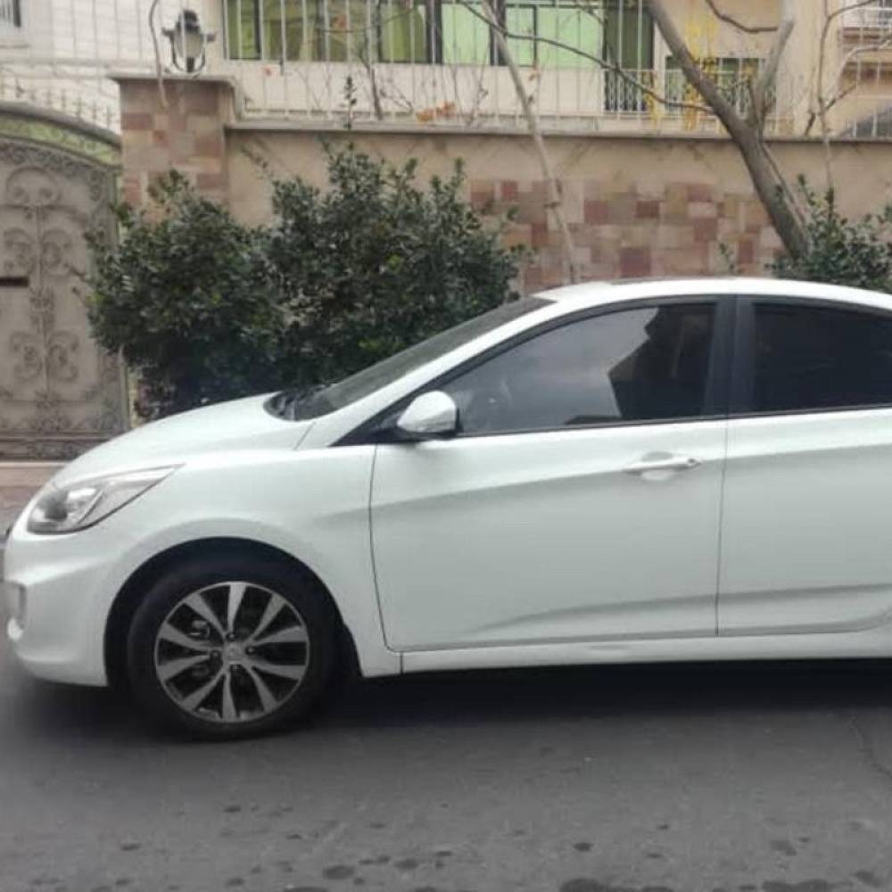 هیوندای مدل اکسنت 1.6 لیتر بلو سال 2015  کارکرده