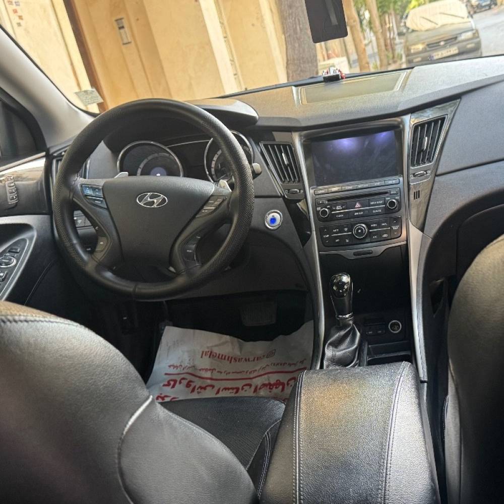 هیوندای مدل سوناتا 2.4 لیتر اتوماتیک سال 2014  کارکرده