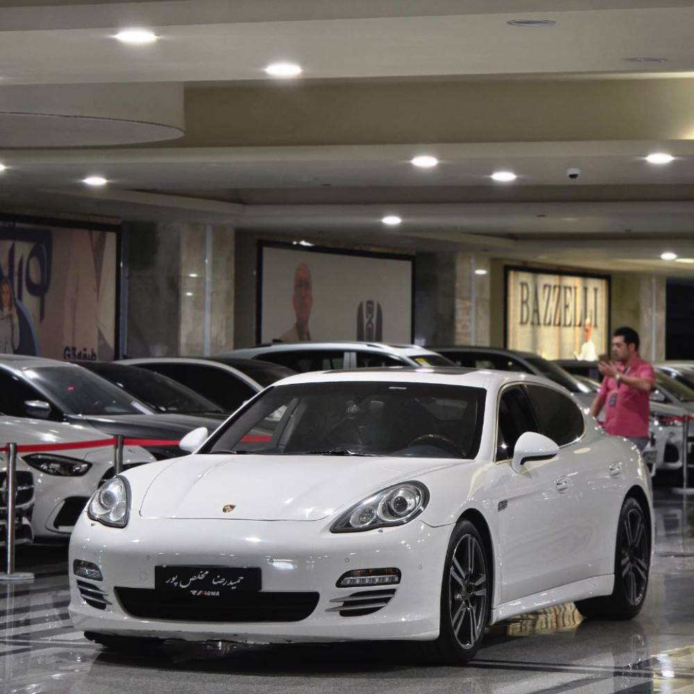 پورشه پانامرا مدل ۲۰۱۱