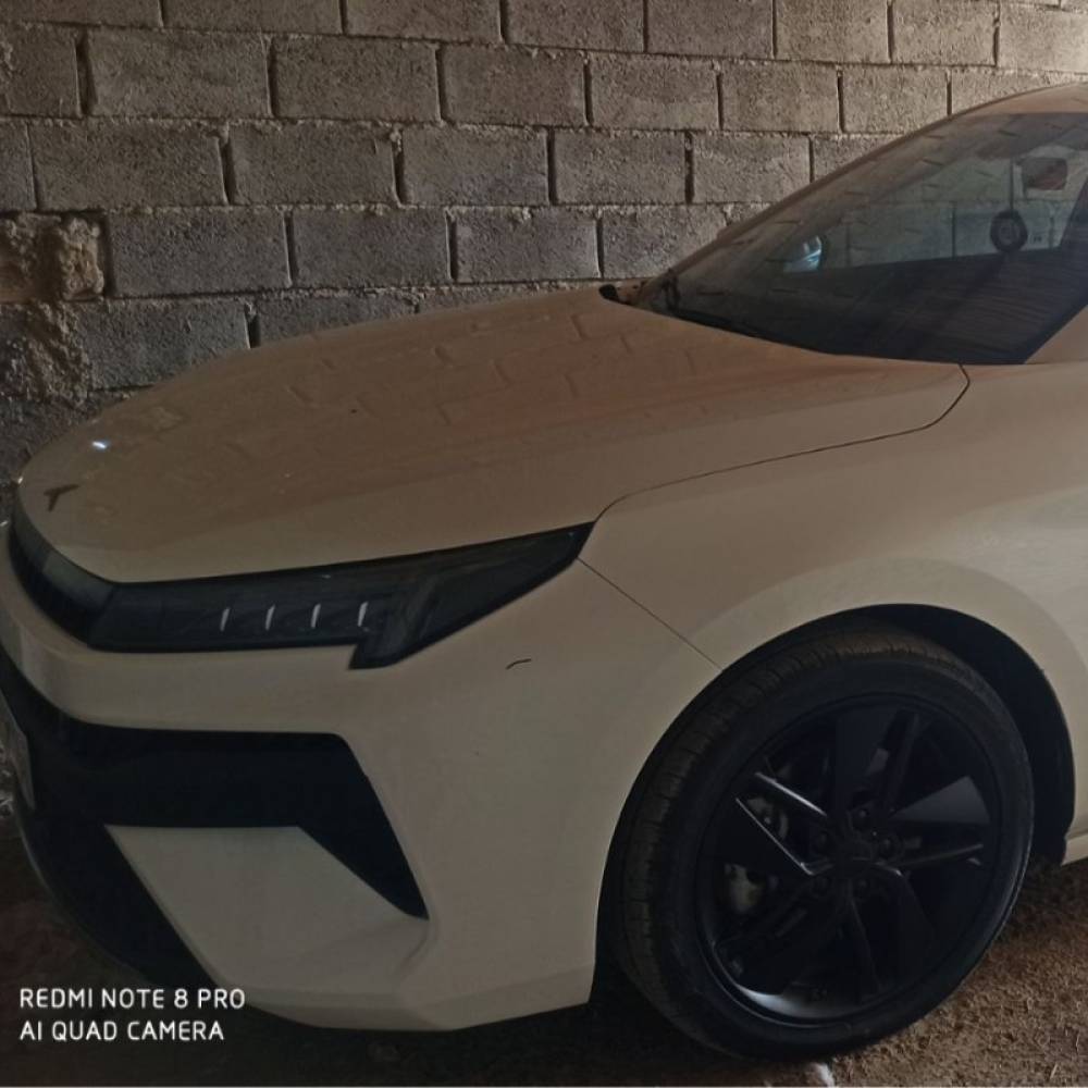 کی ام سی مدل J7 سال 1402  کارکرده