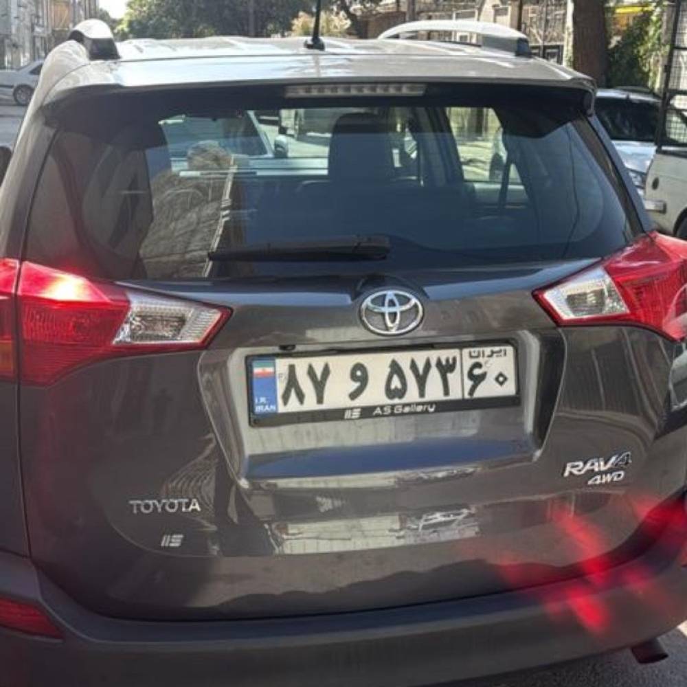 تویوتا مدل راوفور 2.5 لیتر دو دیفرانسیل سال 2015  کارکرده