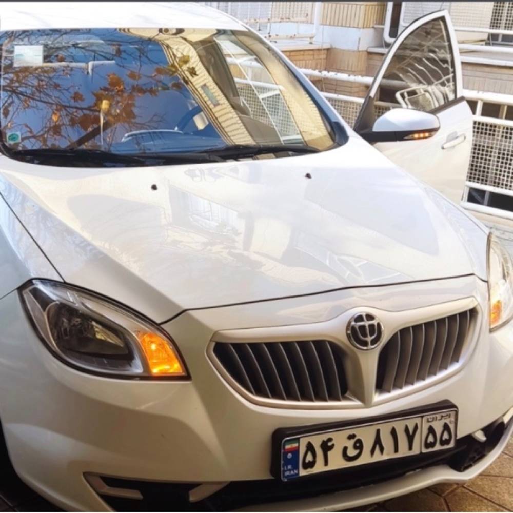 برلیانس مدل 330 سال 1395  کارکرده