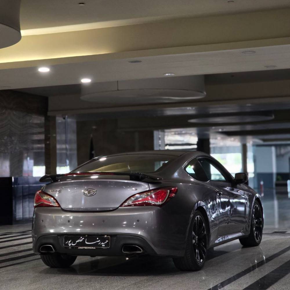 جنسیس کوپه مدل 2010