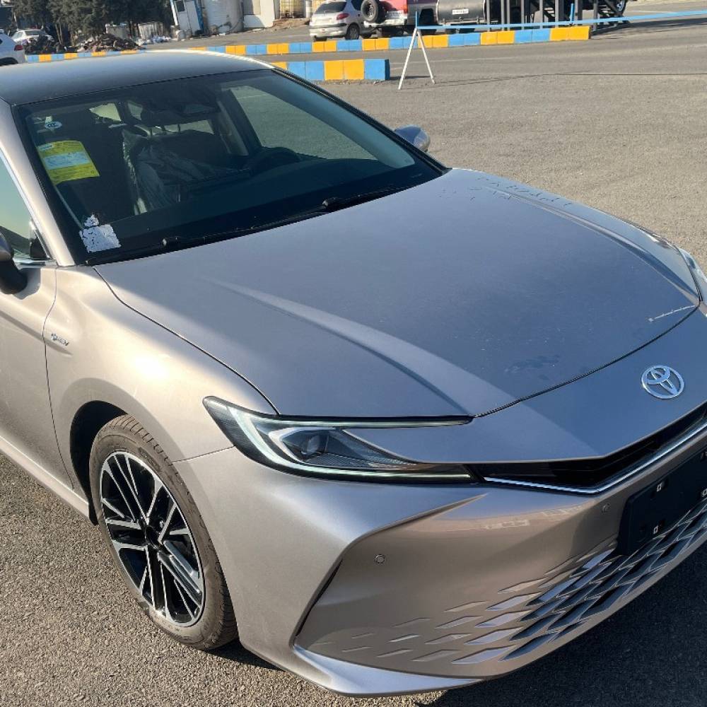 تویوتا مدل کمری هیبرید 2.5 لیتر پریمیوم ادیشن سال 2025  صفر