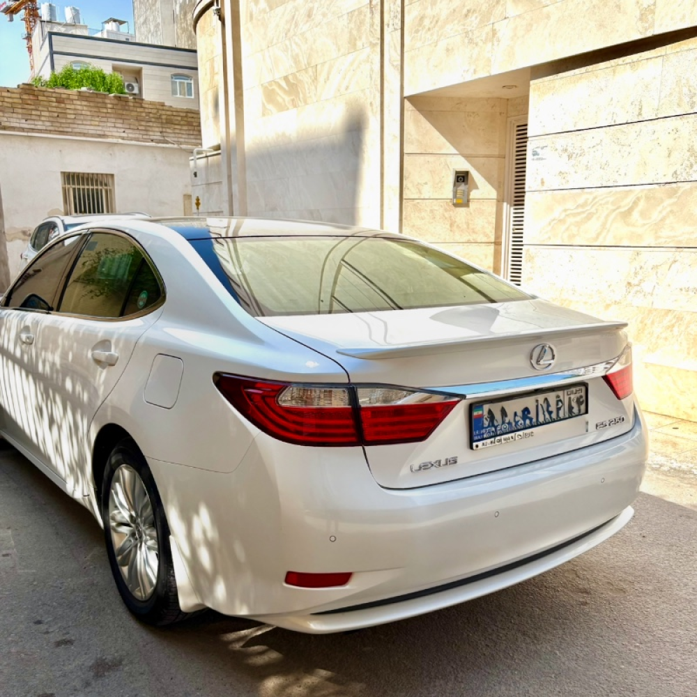 لکسوس مدل ES 250 سال 2014  کارکرده