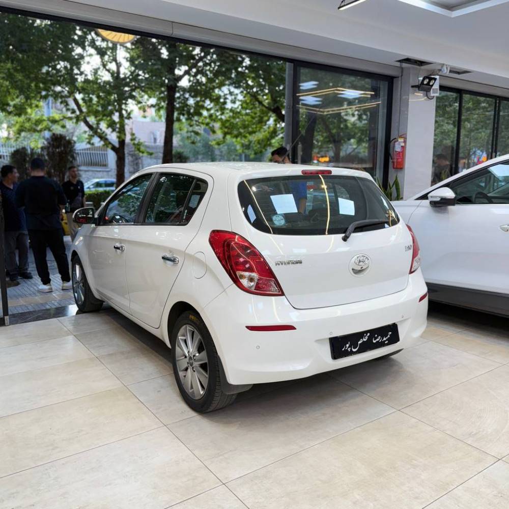 هیوندای i20 مدل 2015