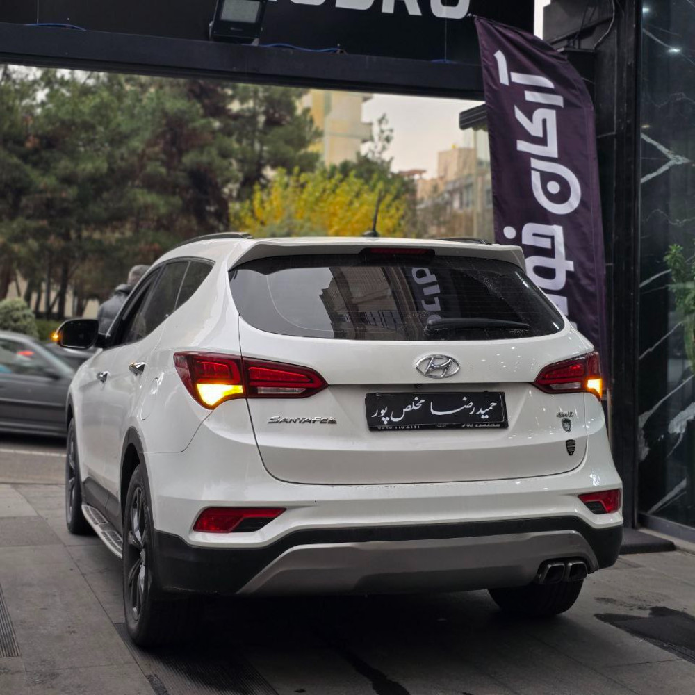 سانتافه سفید مدل ۲۰۱۶