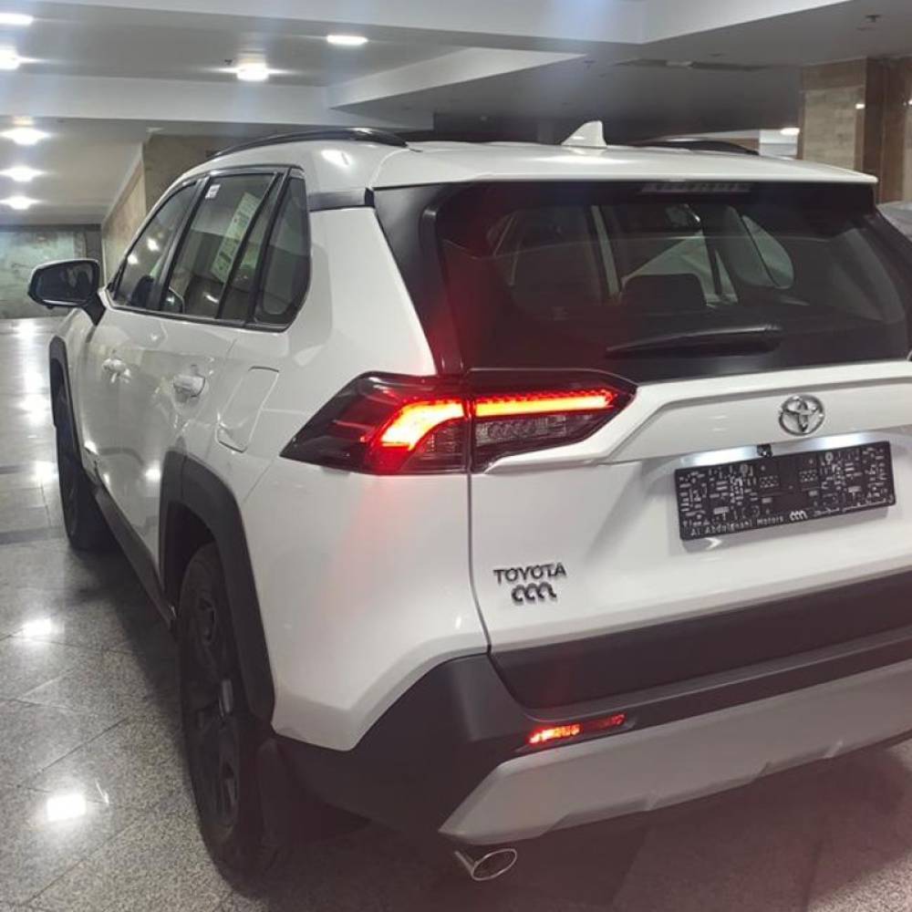 تویوتا مدل راوفور 2.5 لیتر دو دیفرانسیل ادونچر سال 2025  صفر