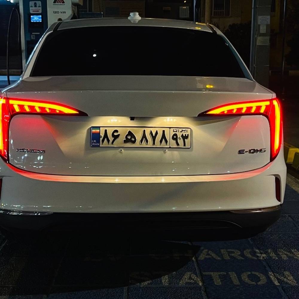 هونگچی مدل E-QM5 سال 2024  کارکرده