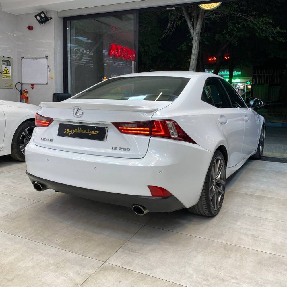 لکسوس Is250 مدل ۲۰۱۴