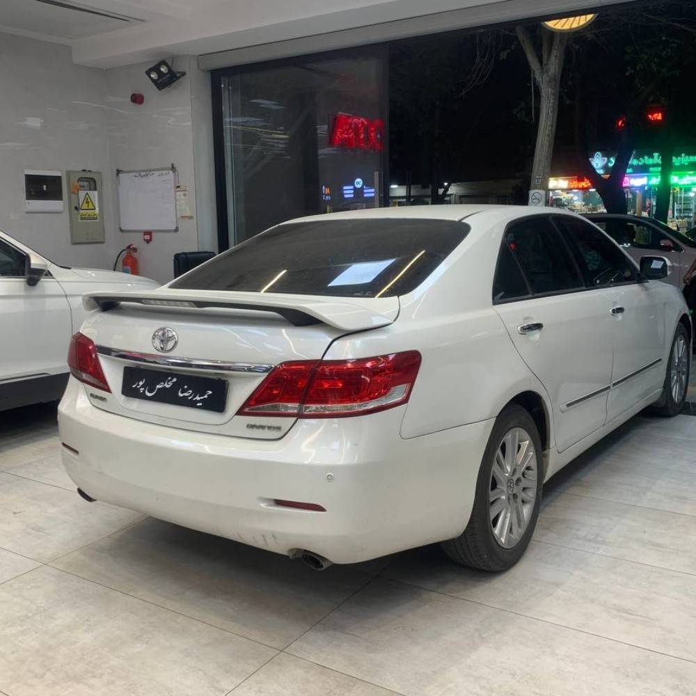 تویوتا اریون مدل2010