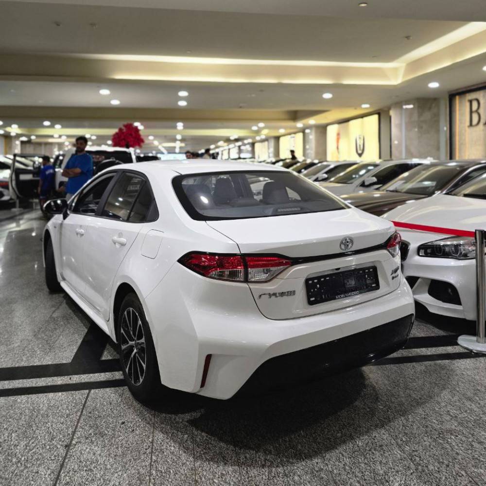 تویوتا لوین مدل 2025