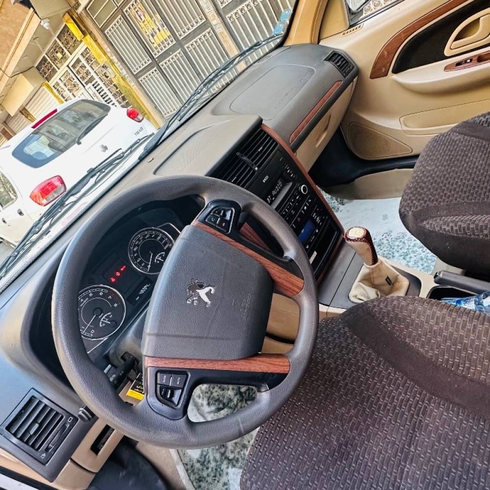 پژو مدل پارس XU7P سال 1402  کارکرده