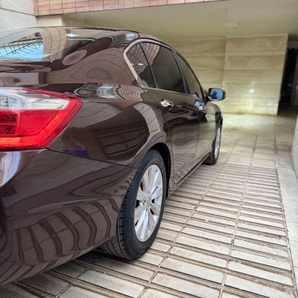 هوندا مدل آکورد EXB سال 2014  کارکرده