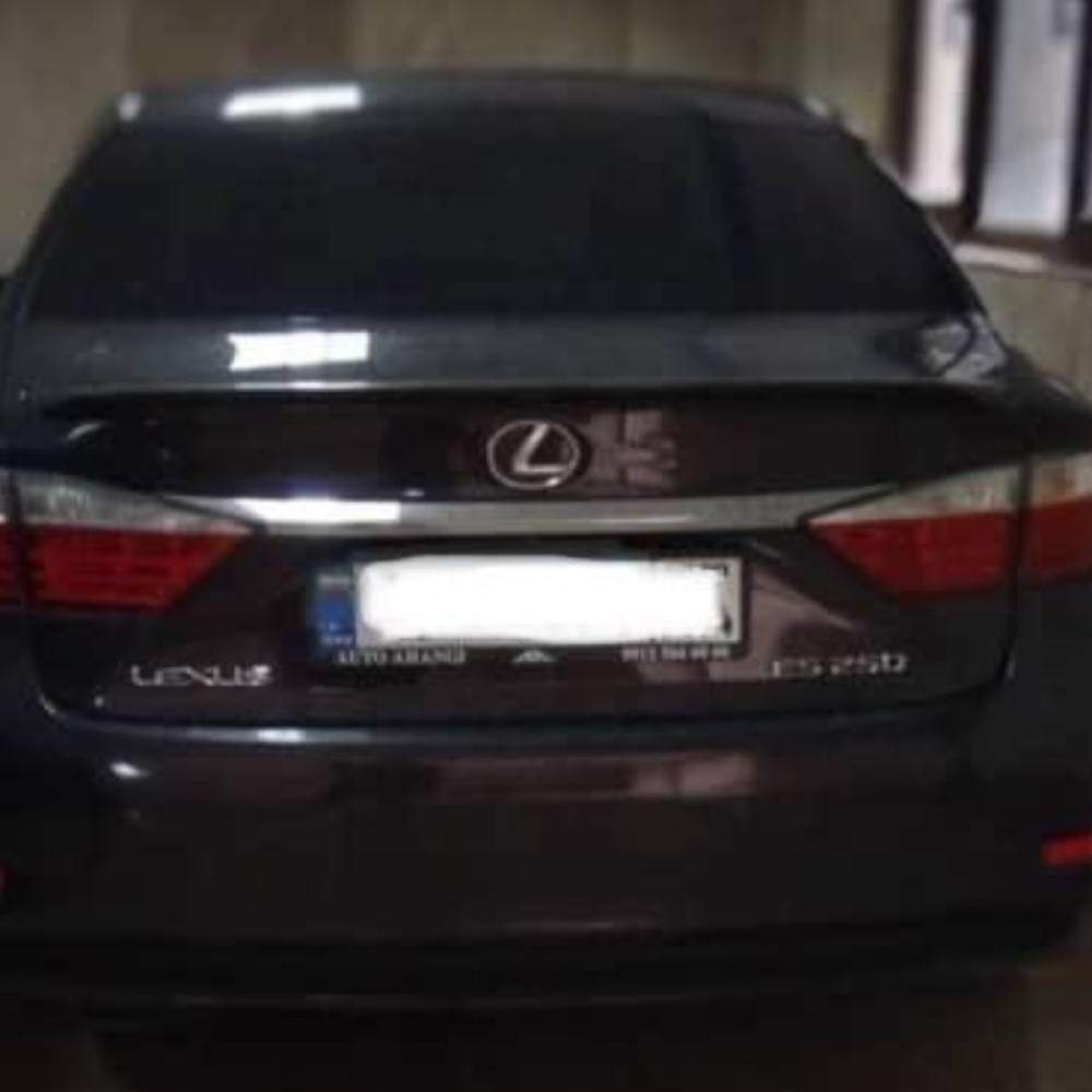 لکسوس ES250