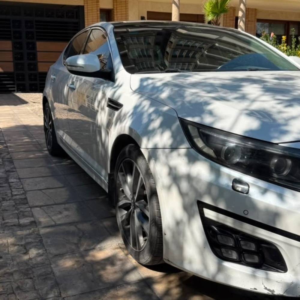 کیا مدل اپتیما 4 سیلندر ساده سال 2014  کارکرده