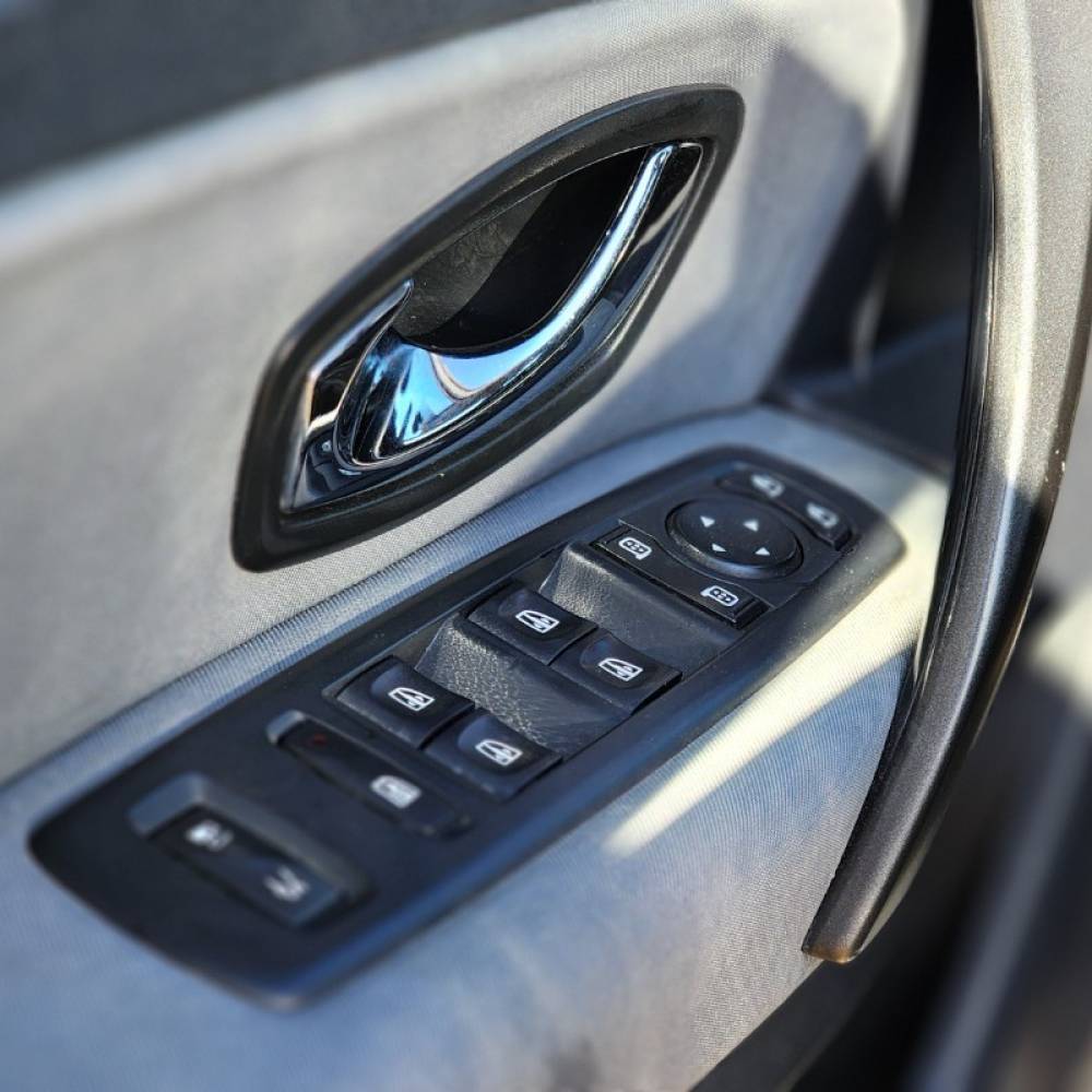 رنو مدل سفران 2.5 لیتر PE سال 2016  کارکرده