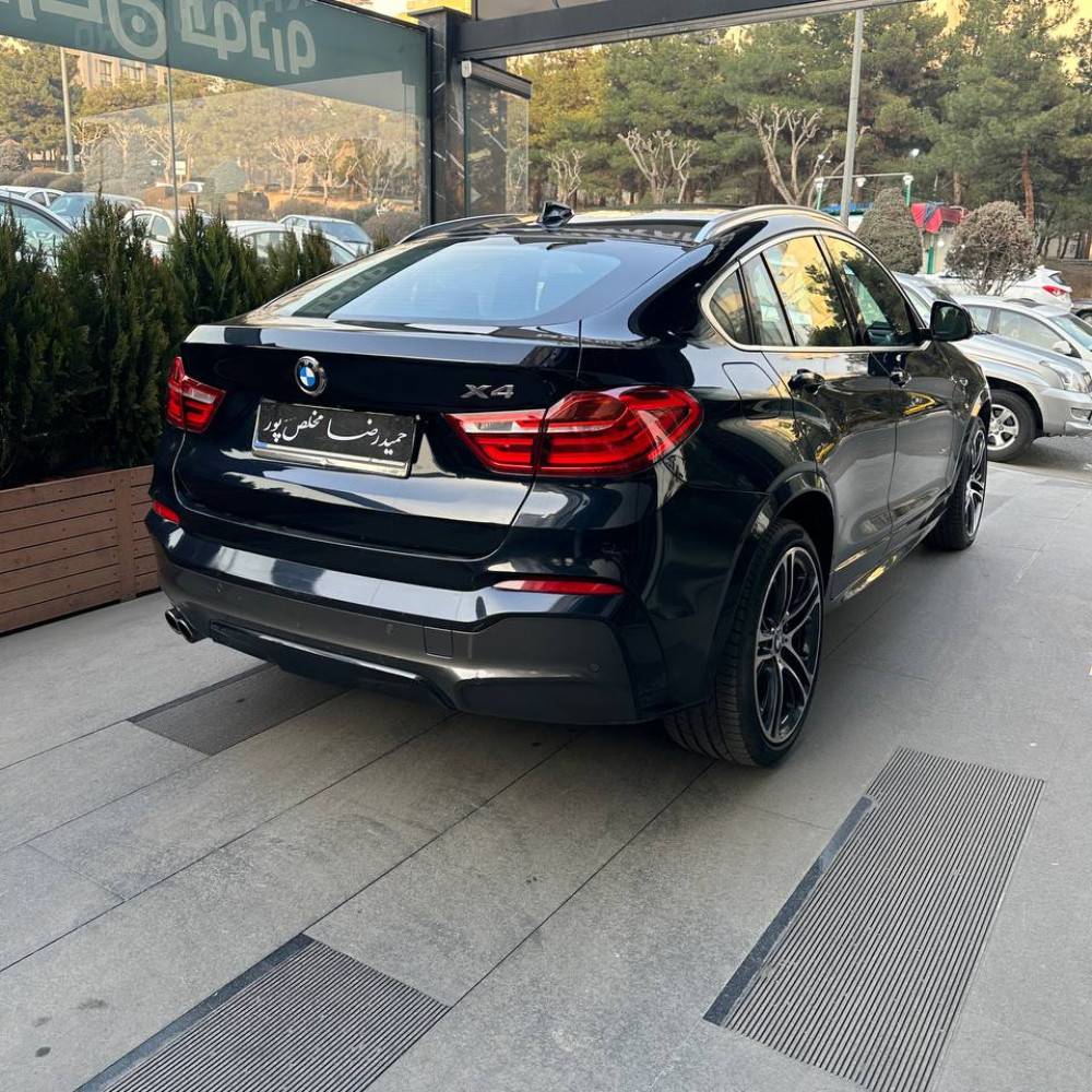 بی ام و X4 مدل ۲۰۱۶