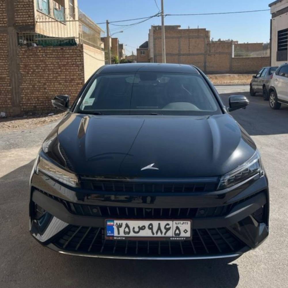 کی ام سی مدل J7 سال 1404  کارکرده