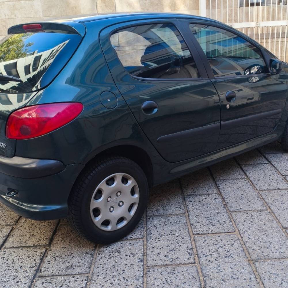 پژو مدل 206 سال 1382  کارکرده