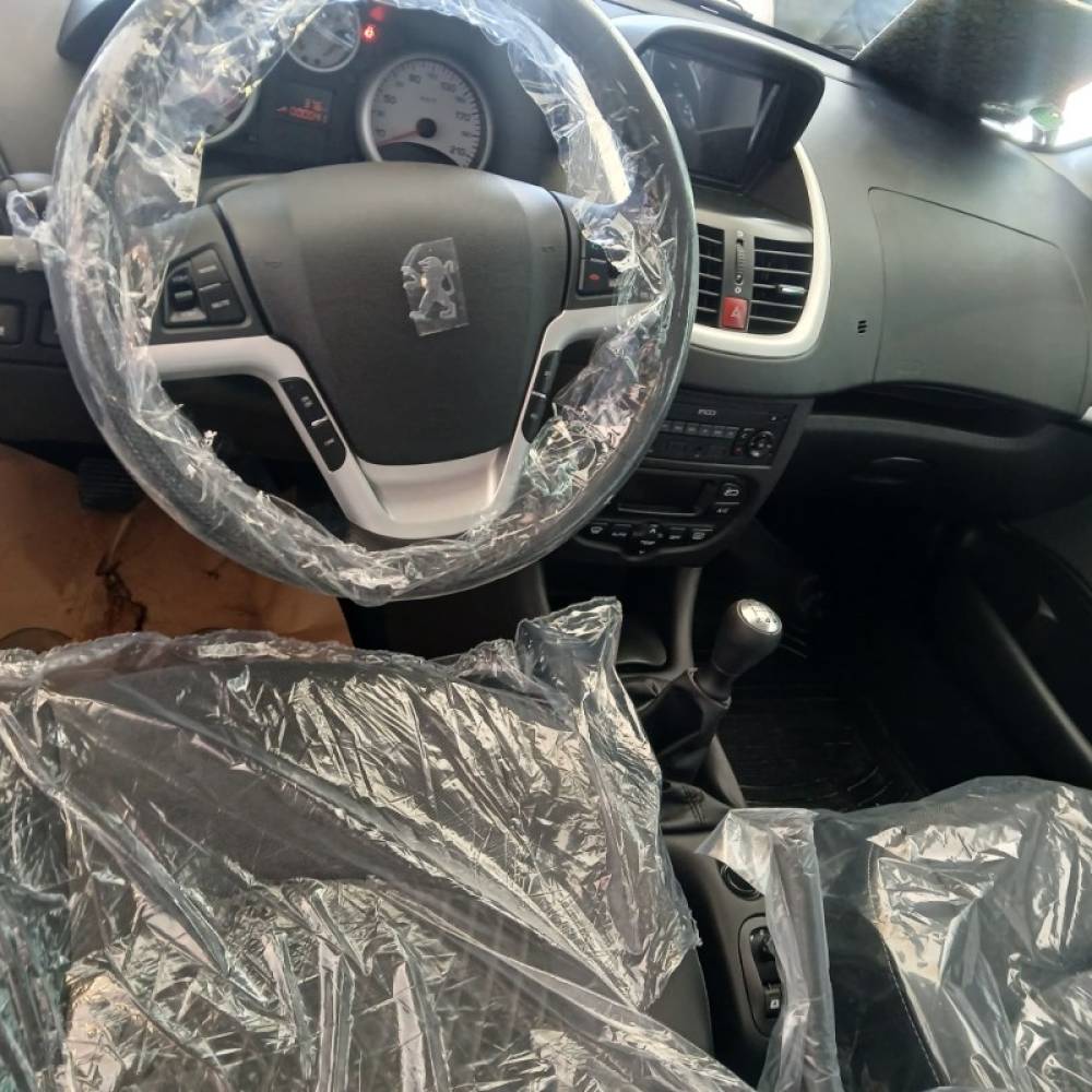 پژو مدل 207 پانوراما دنده ای TU5P سال 1404  صفر