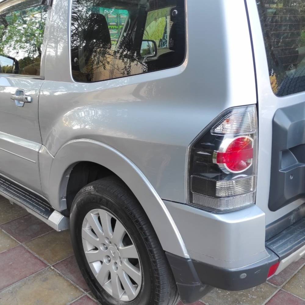 میتسوبیشی مدل پاجرو دو در سال 2007  کارکرده