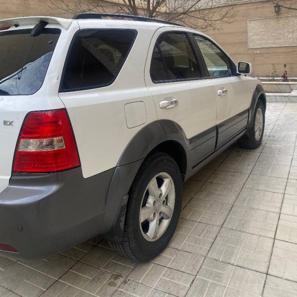 کیا مدل سورنتو 6 سیلندر سال 2008  کارکرده