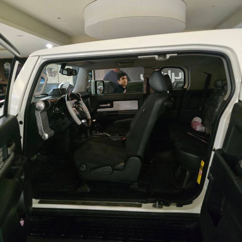 تویوتا fj مدل 2013