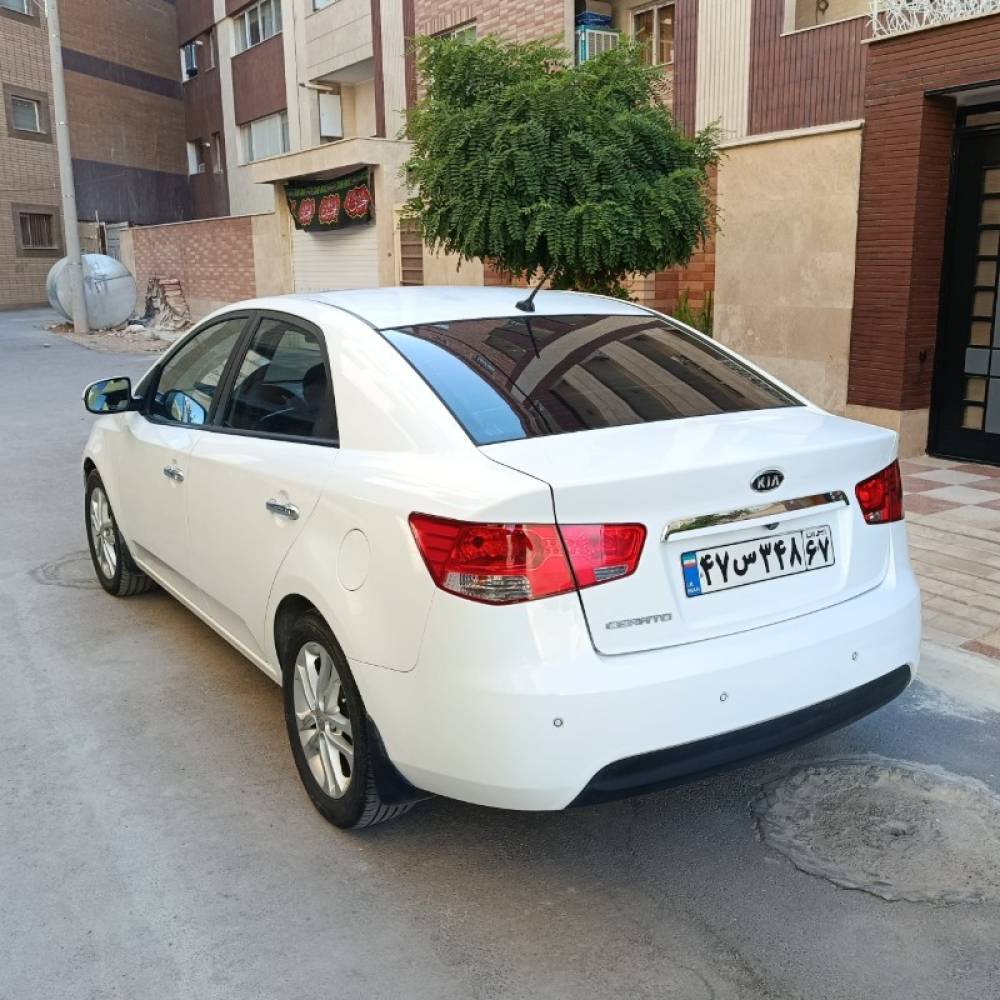 کیا مدل سراتو 2.0 لیتر اتوماتیک سال 2017  کارکرده