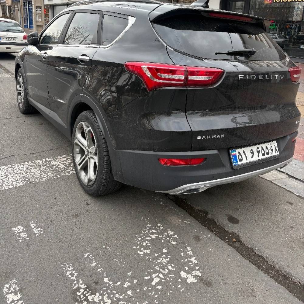 بهمن موتور مدل تیپ 1 پنج نفره  کارکرده