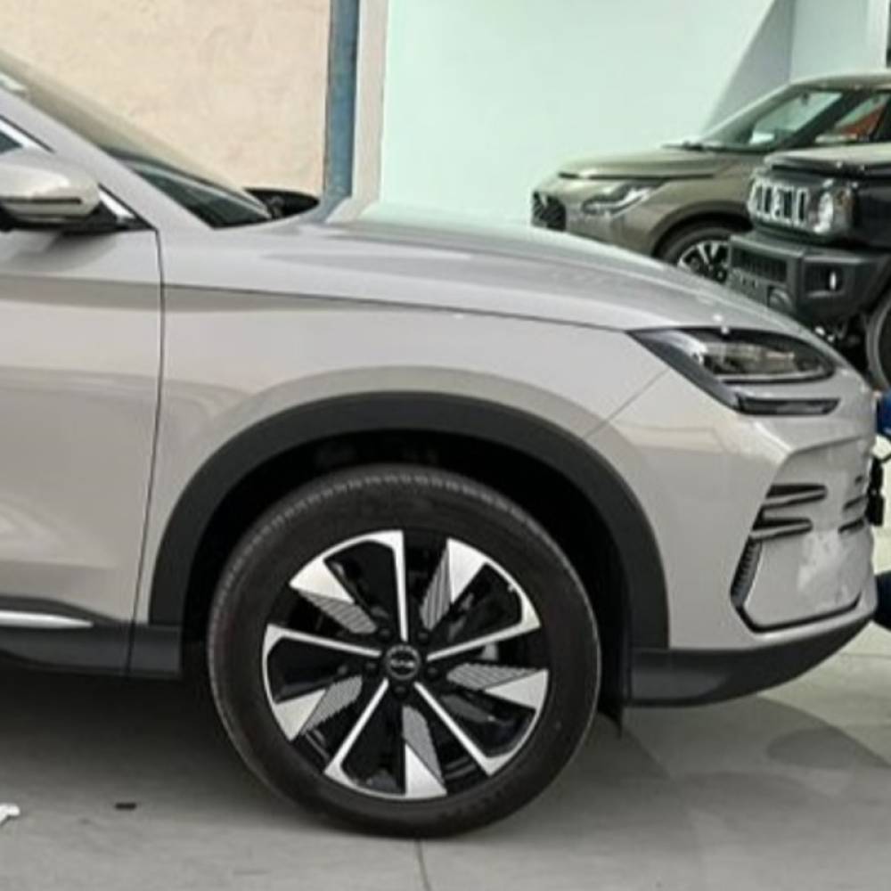 بی وای دی مدل سانگ پلاس DMi 1.5 لیتر سال 2025  کارکرده