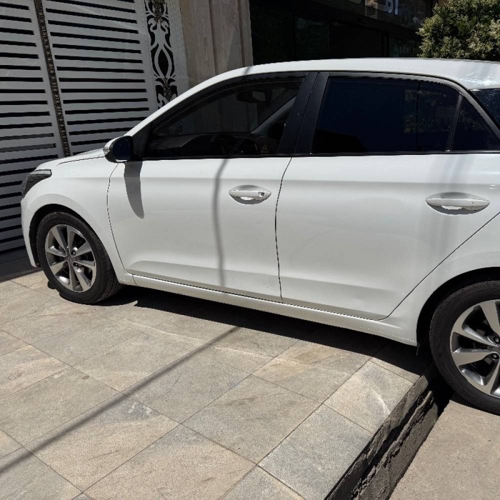 هیوندای مدل i20 سال 1397  کارکرده