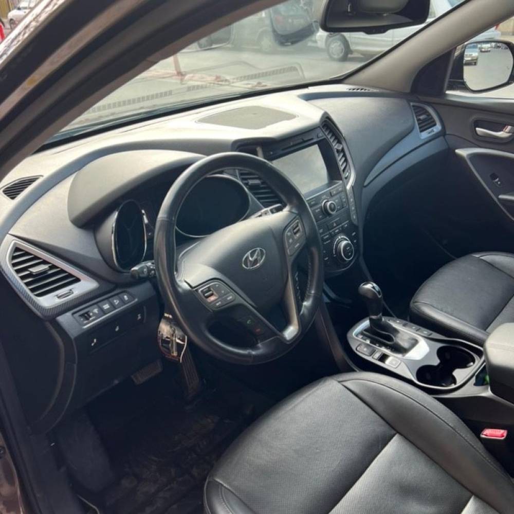 هیوندای مدل سانتافه 4 سیلندر دو دیفرانسیل سال 2016  کارکرده