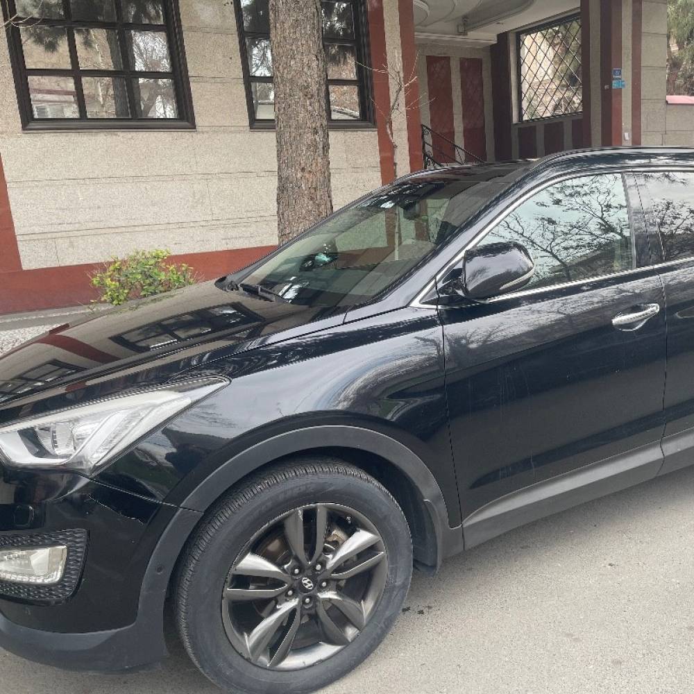 هیوندای مدل سانتافه 4 سیلندر دو دیفرانسیل سال 2016  کارکرده