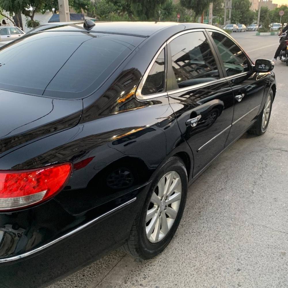 هیوندای مدل آزرا 6 سیلندر سال 2009  کارکرده