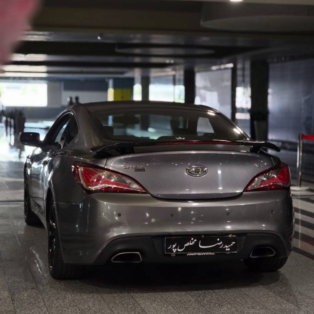 جنسیس کوپه مدل 2010