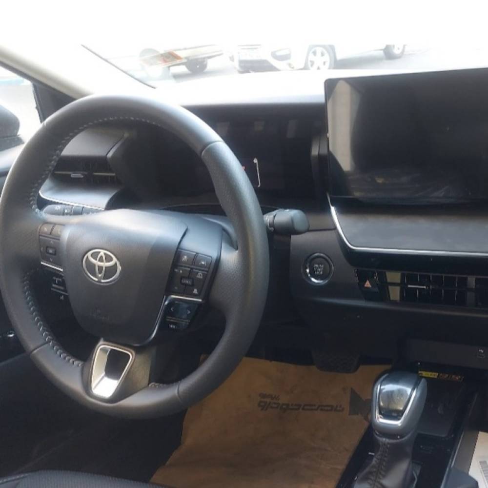 تویوتا مدل کمری XLE سال 2025  صفر