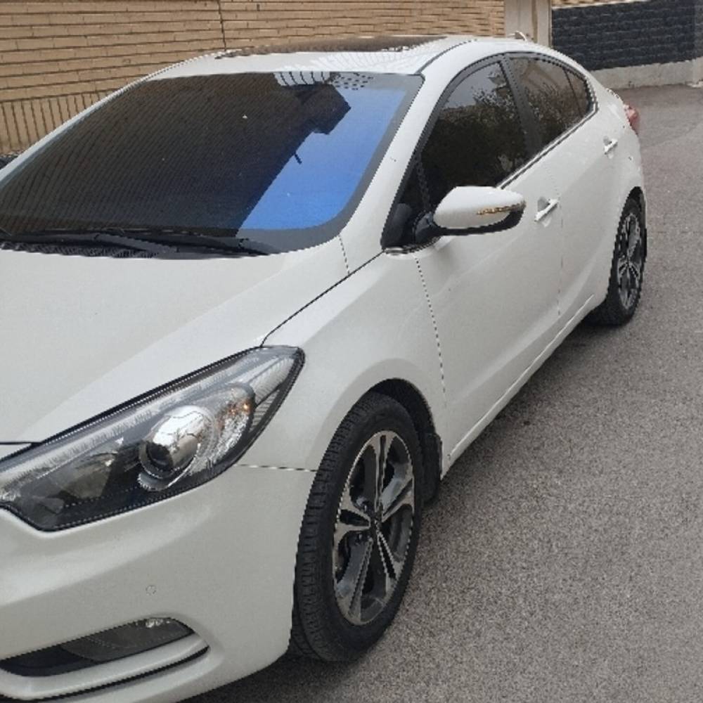 کیا مدل سراتو 2.0 لیتر اتوماتیک سال 2015  کارکرده