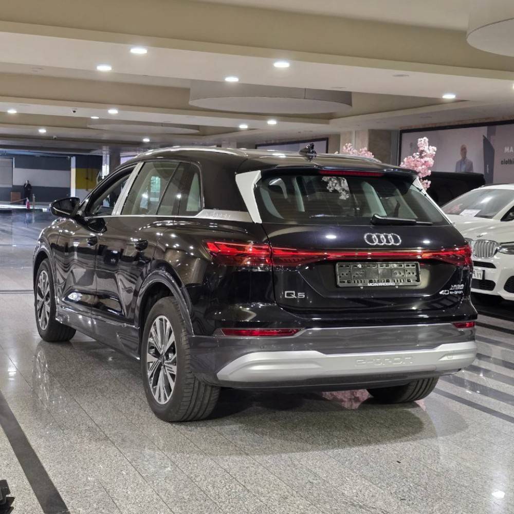 آئودی Q5  مدل 2024