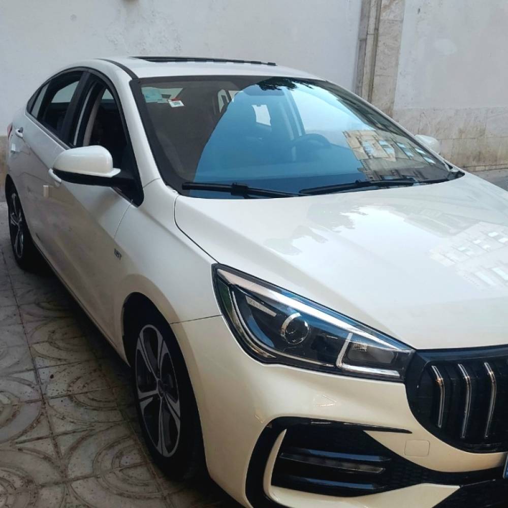 ام وی ام مدل آریزو 5ev 48 کیلووات سال 2024  کارکرده