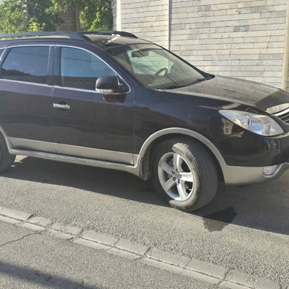 هیوندای مدل وراکروز سال 2011  کارکرده