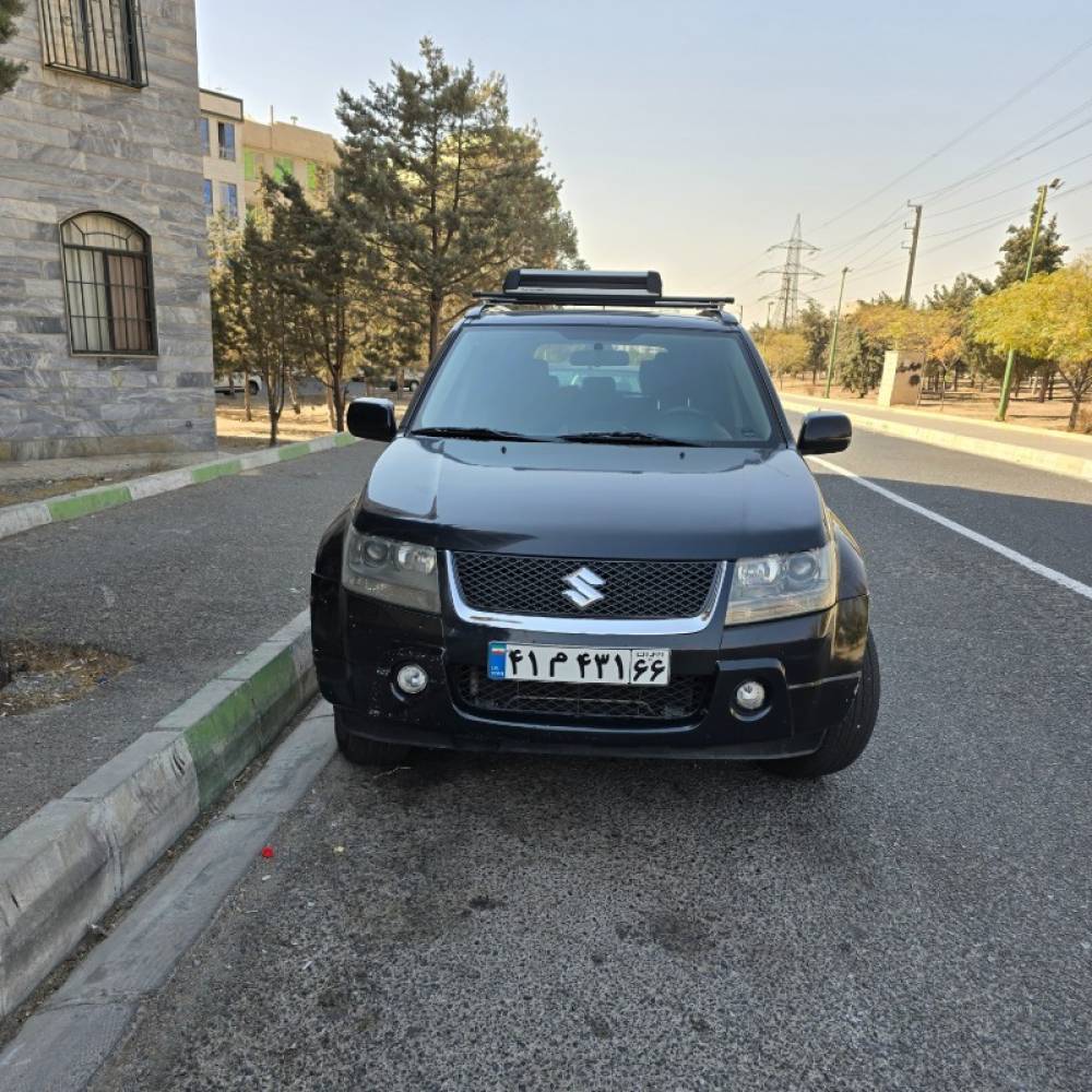 سوزوکی مدل ویتارا گرند 2.0 لیتر اتوماتیک سال 1387  کارکرده