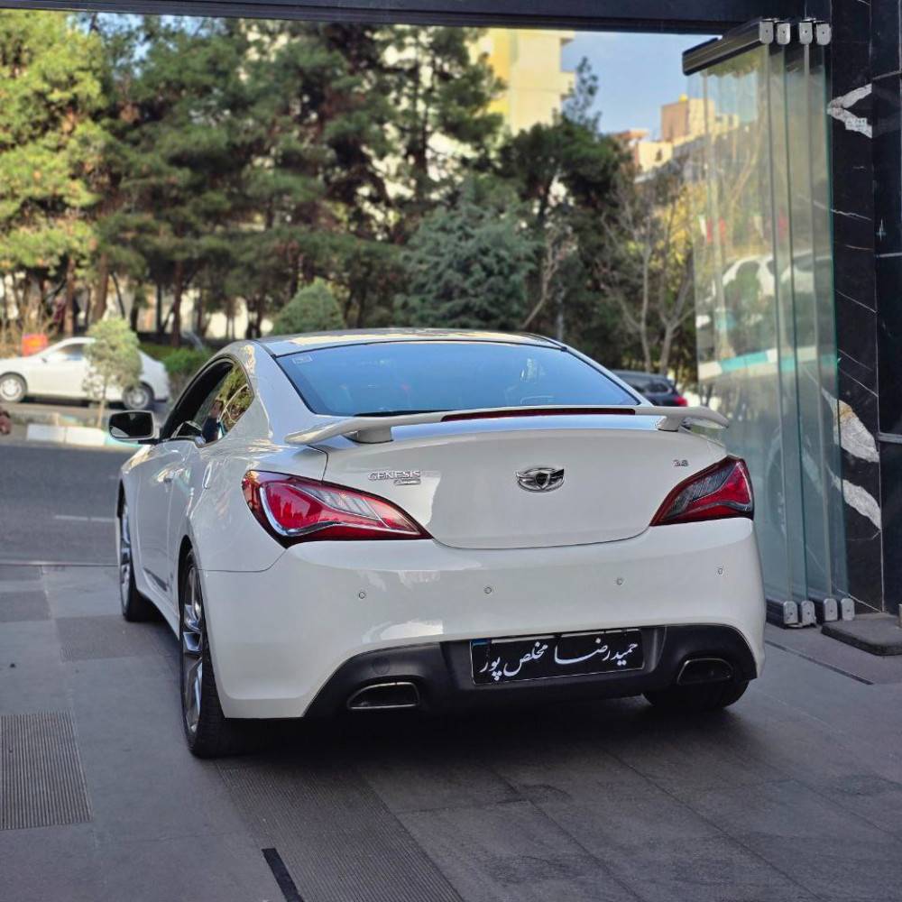 هیوندای جنسیس کوپه مدل ۲۰۱۲