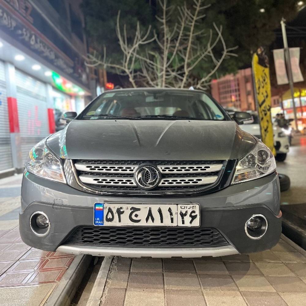 دانگ فنگ مدل H30 کراس سال 1396  کارکرده