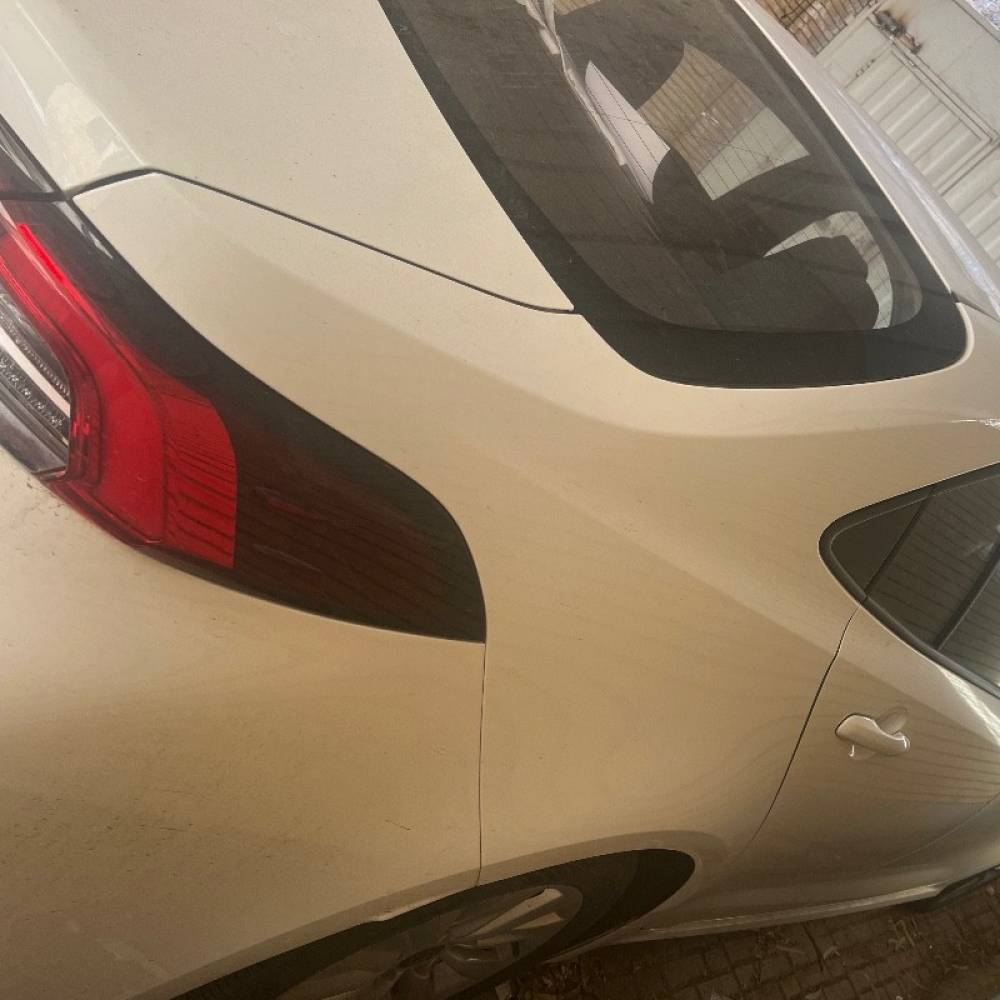 تویوتا مدل کرولا هیبرید 1.8 لیتر الیت سال 2023  صفر