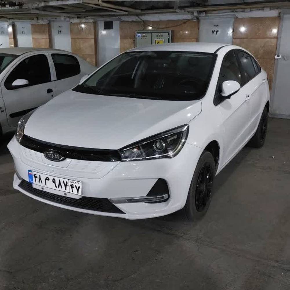 ام وی ام مدل آریزو 5ev 48 کیلووات سال 2024  کارکرده