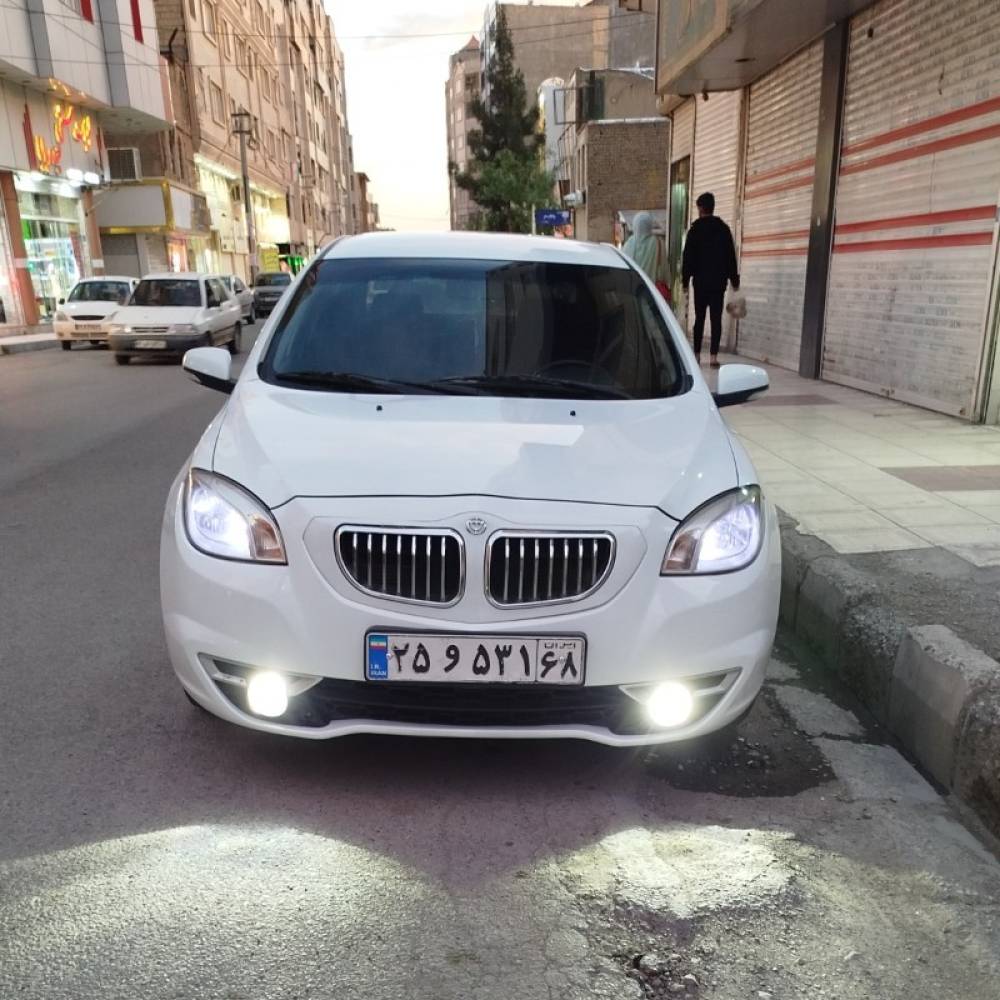 برلیانس مدل 330 1.5 دنده ای سال 1396  کارکرده