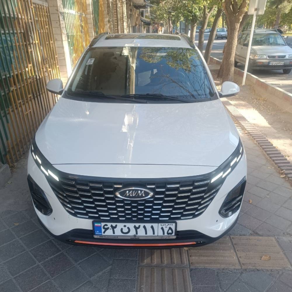 ام وی ام مدل X33 کراس دنده ای سال 1403  کارکرده