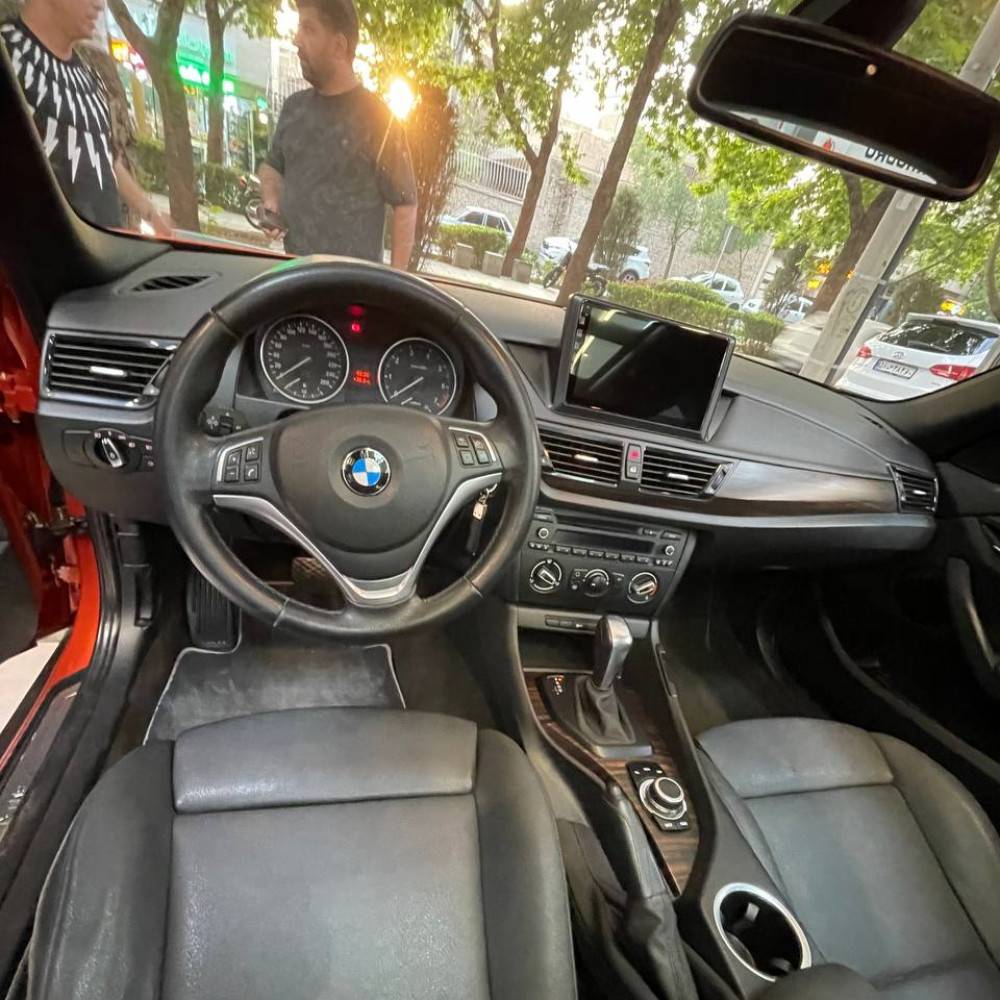 بی ام و x1 مدل ۲۰۱۴